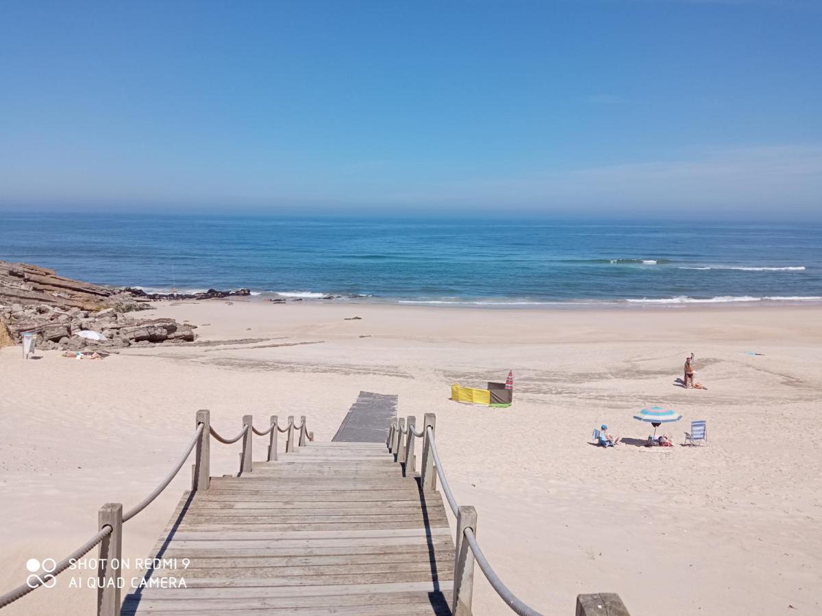 Pedrogao Guesthouse Exterior photo The beach of the town